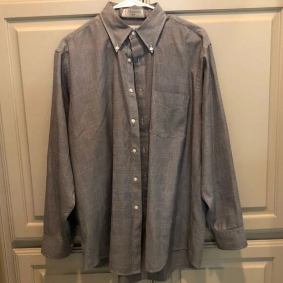 Hathaway Classic Button Down Shirt - Picture 2 of 4